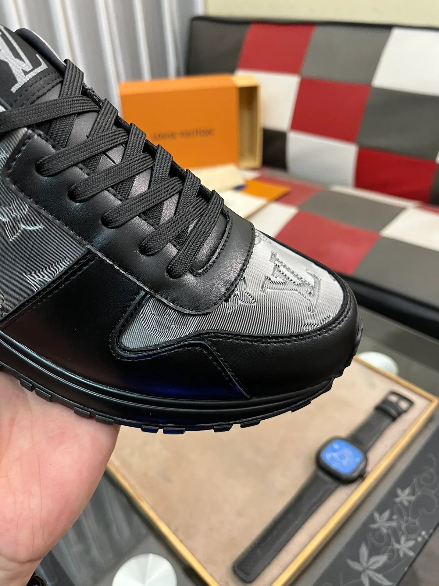 Men's shoes 💰540⌚️⌚️LV Louis Vuitton. The latest fashionable casual shoes are popular in physical stores. New spring and summer comfortable imported custom original cowhide, unique jacquard fabric element design. With sheepskin lining, Lv original base, [sun][sun] high-end packaging and high quality💪Details determine quality, code number 38-44